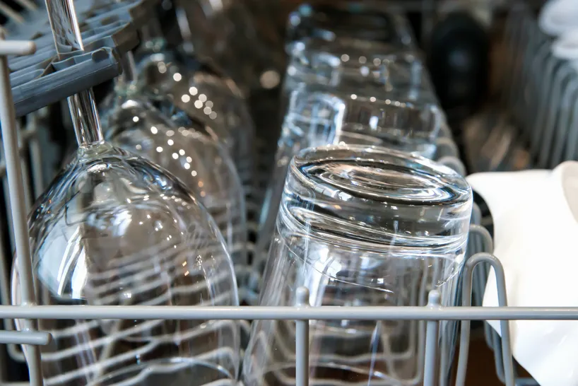 sparkling glasses in dishwasher with no hard water spots